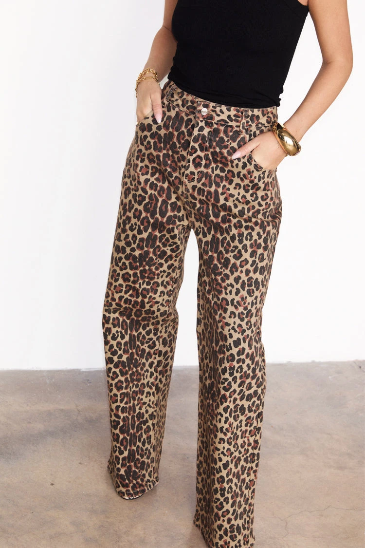 NEVER FULLY DRESSED Leopard Lucia Scallop Detail Jeans Petite - Image 2